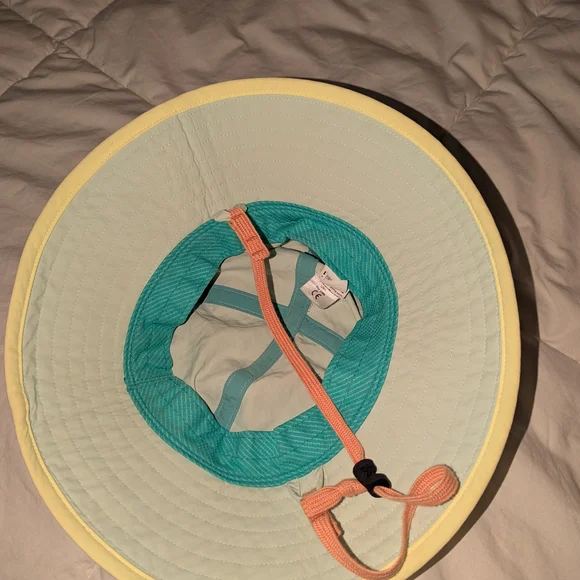 Patagonia Light Gray Bucket Hat - Picture 3 of 8